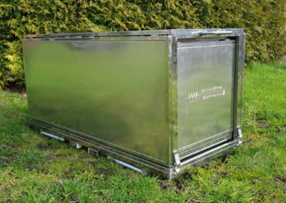 Dare To Be Different Chuckbox XL