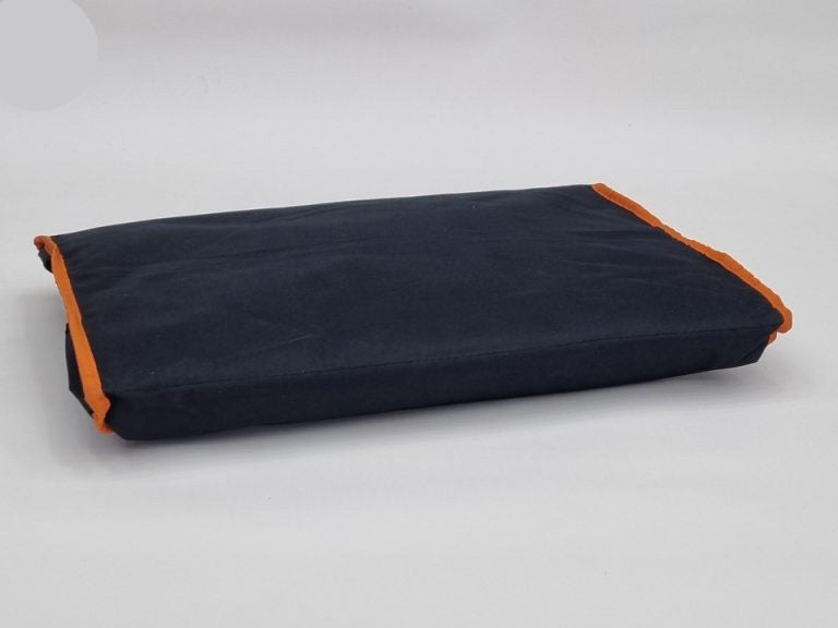 Hoes voor Dare To Be Different Chuckbox