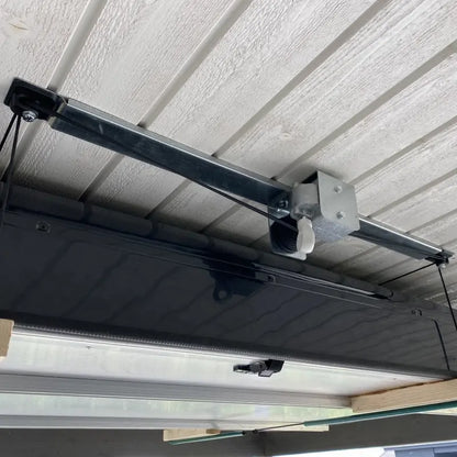 Moby Mountain Tent lift